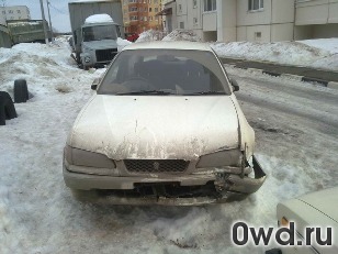 Битый автомобиль Toyota Sprinter