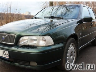 Битый автомобиль Volvo S70